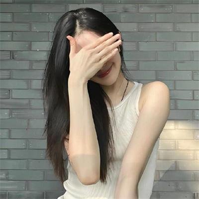 两只小猫的故事